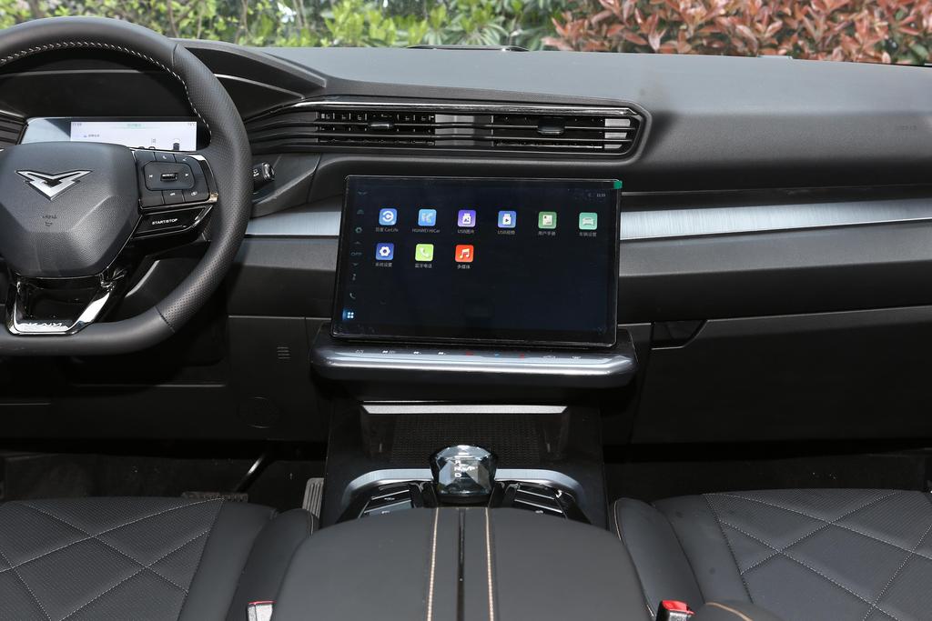 全新中型suv凯翼昆仑,凯翼昆仑七座空间表现