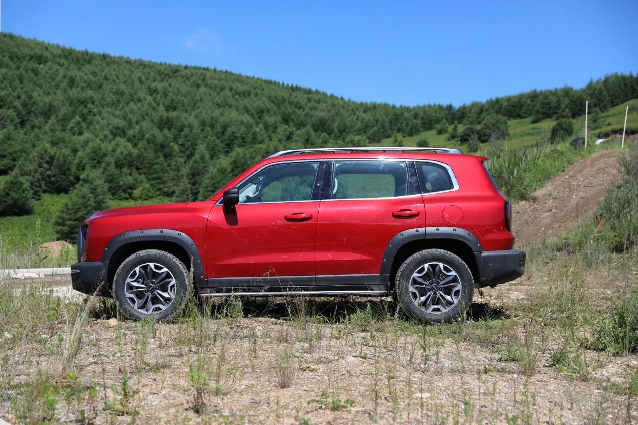 全新哈弗大狗追猎版解析,尽情释放野性试驾哈弗大狗追猎版