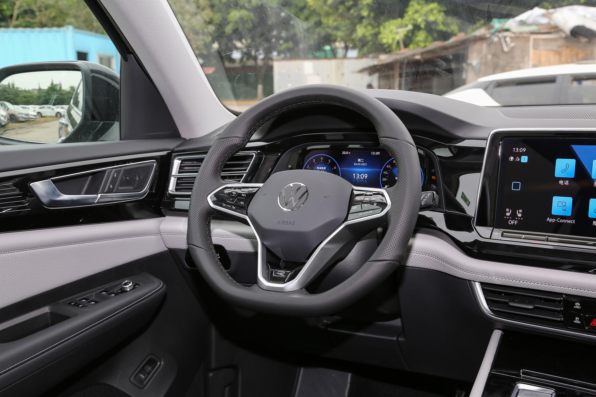 2.5tv6途昂2021款落地价,大众途昂x六缸怎么样