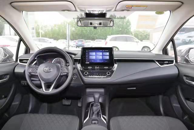 详解丰田亚洲狮,外观耐看,配置丰富,2.0L发动机,值得入手吗