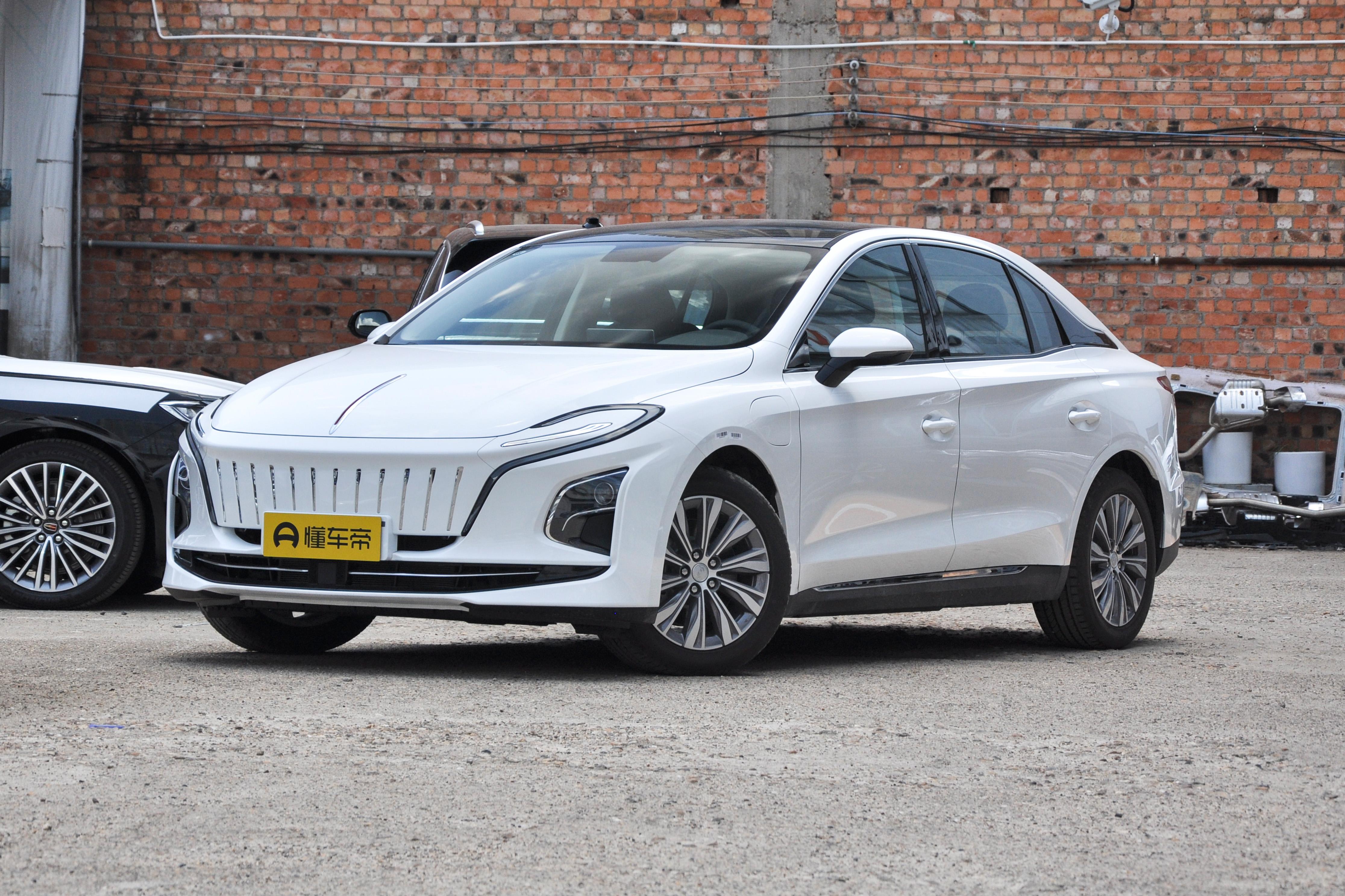 别克君威现在最低落地多少钱1.5t,别克君威落地价1.5t豪华型