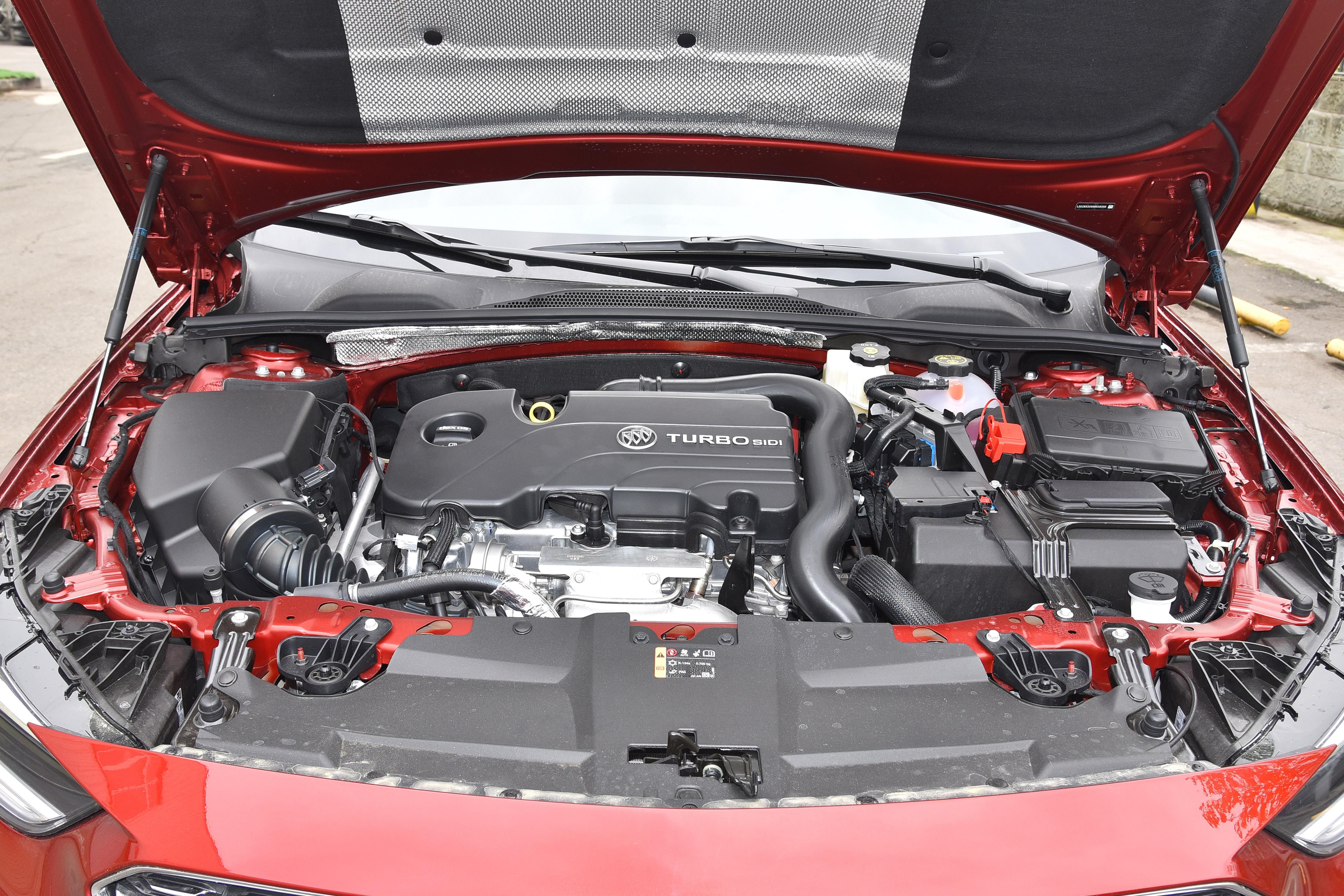 别克君威一月养车费用,君威养车成本与卡罗拉差多少