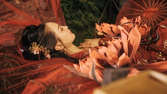 灾荒空间小说,女主穿越到战乱灾荒逃难小说