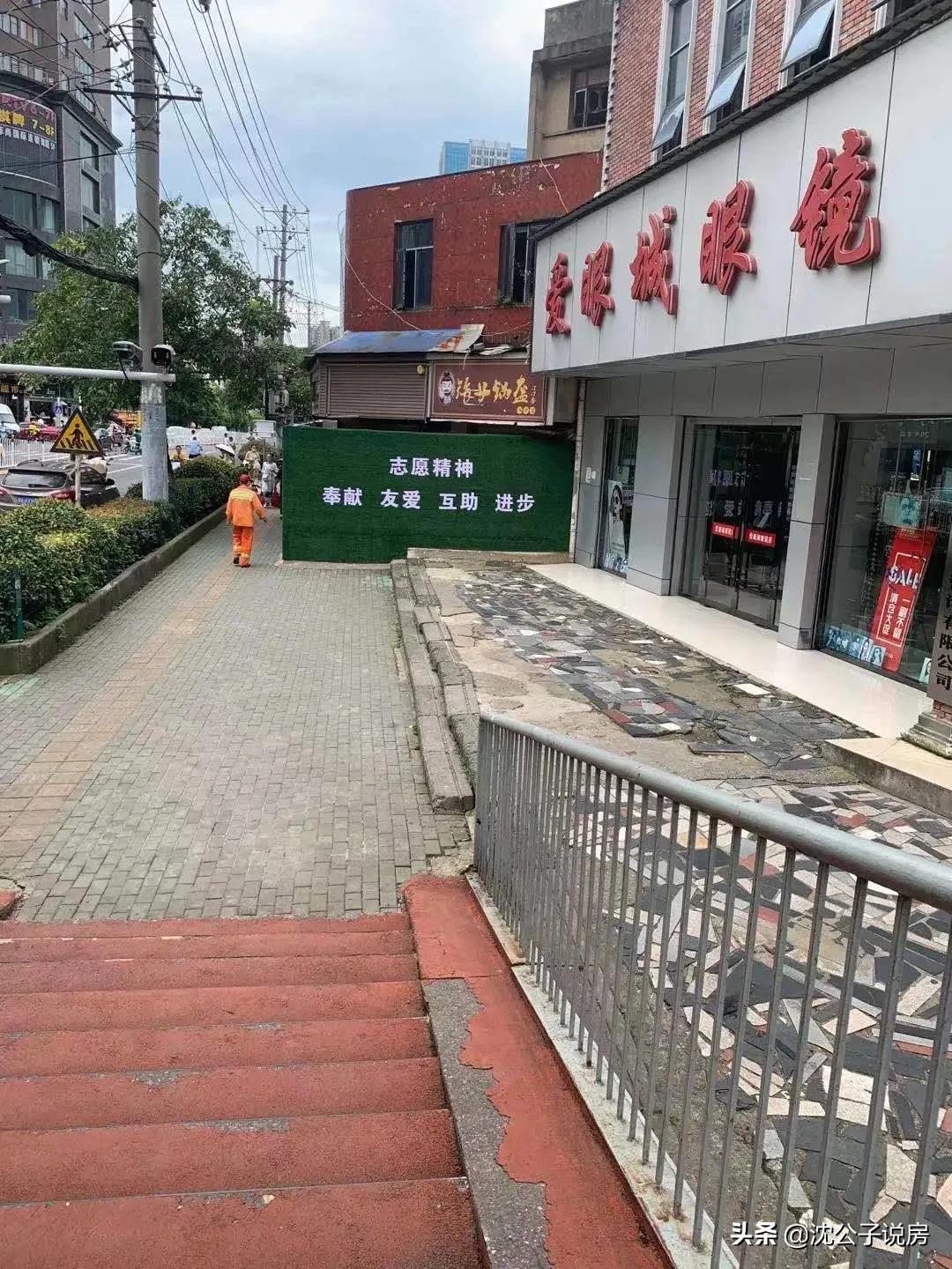 以前的虎泉夜市,曾经热闹非凡的虎泉夜市