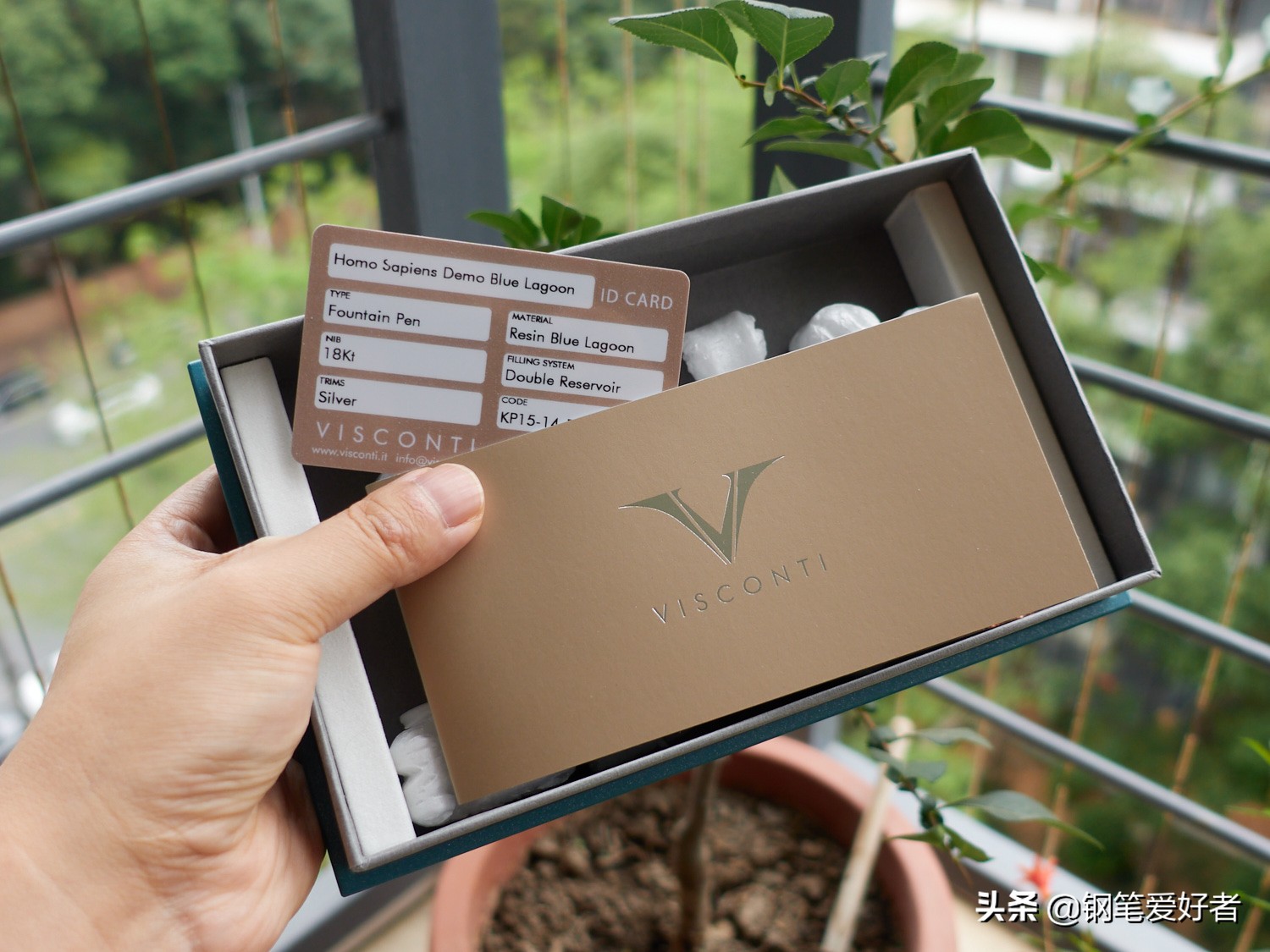 绿智人钢笔限量几支,维斯康蒂钢笔智人系列对比