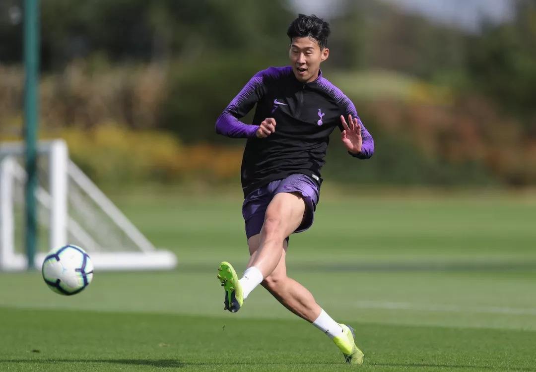 孙兴慜女友是谁,韩国足球明星孙兴慜女友