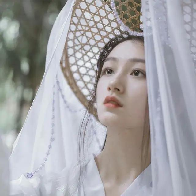 李白35字古诗词,李白五言律诗四句