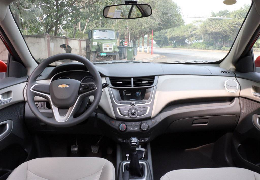 赛欧销量非常稳定的小型家轿,最便宜的赛欧车型