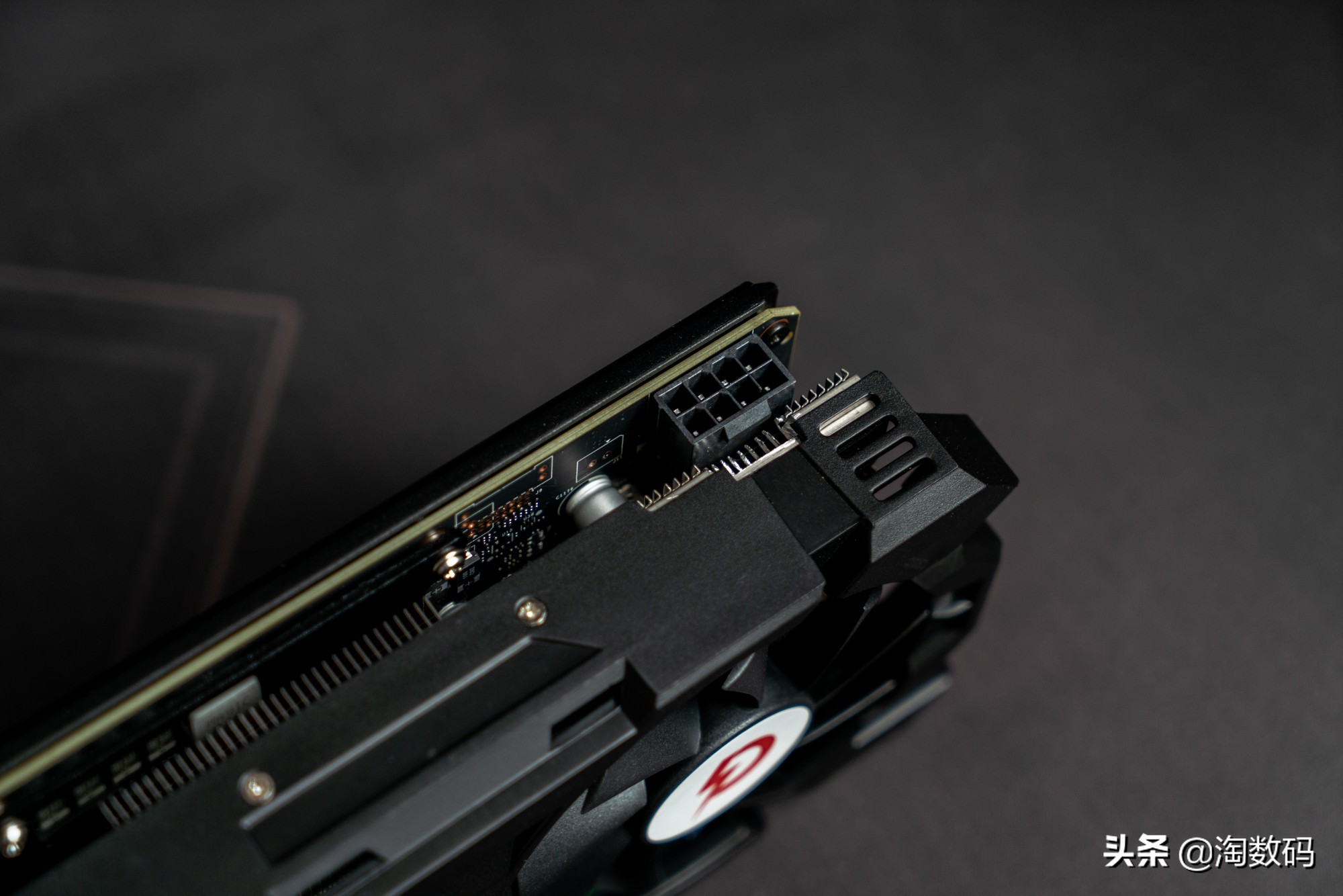 ￥1799买GTX1080全新显卡，你这让GTX1660Ti怎么活？还带一年保修