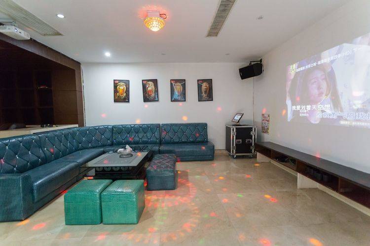 假期游玩温泉别墅哪里便宜,夏季温泉酒店吃喝住一体推荐