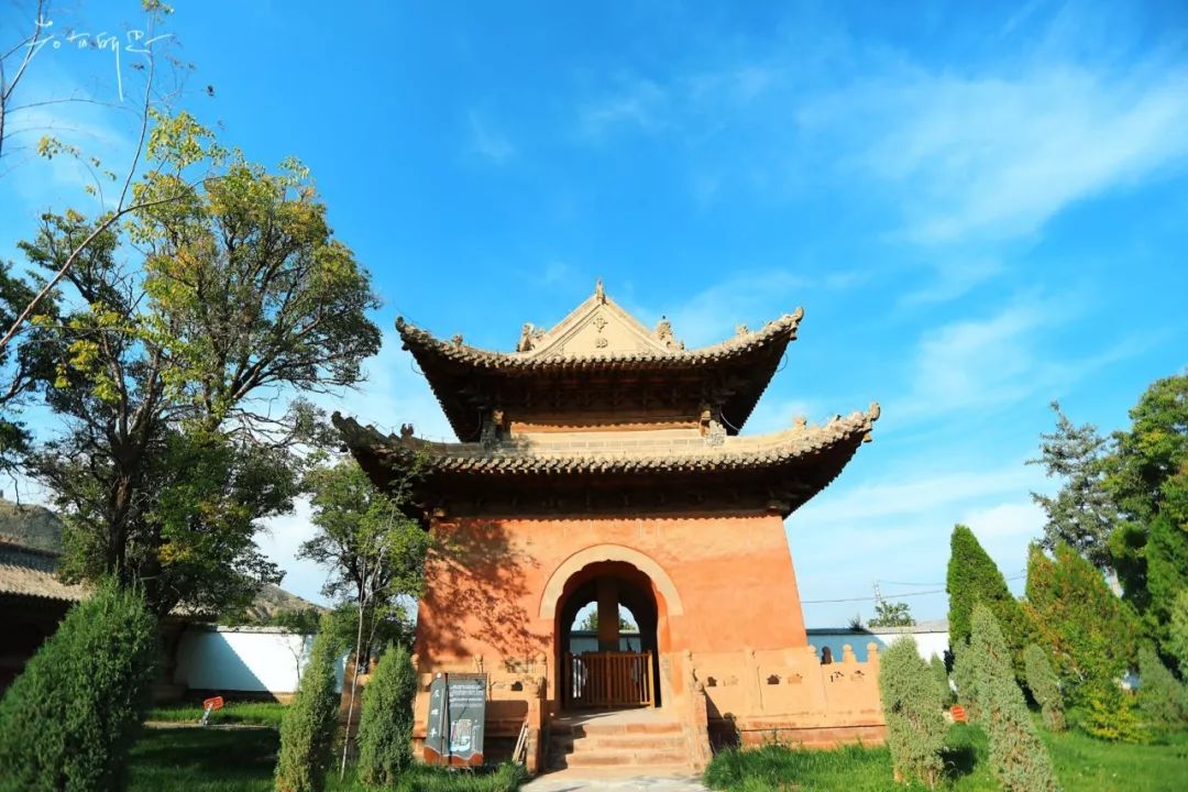 藏在深山里的故宫,青海最古老的藏传寺院