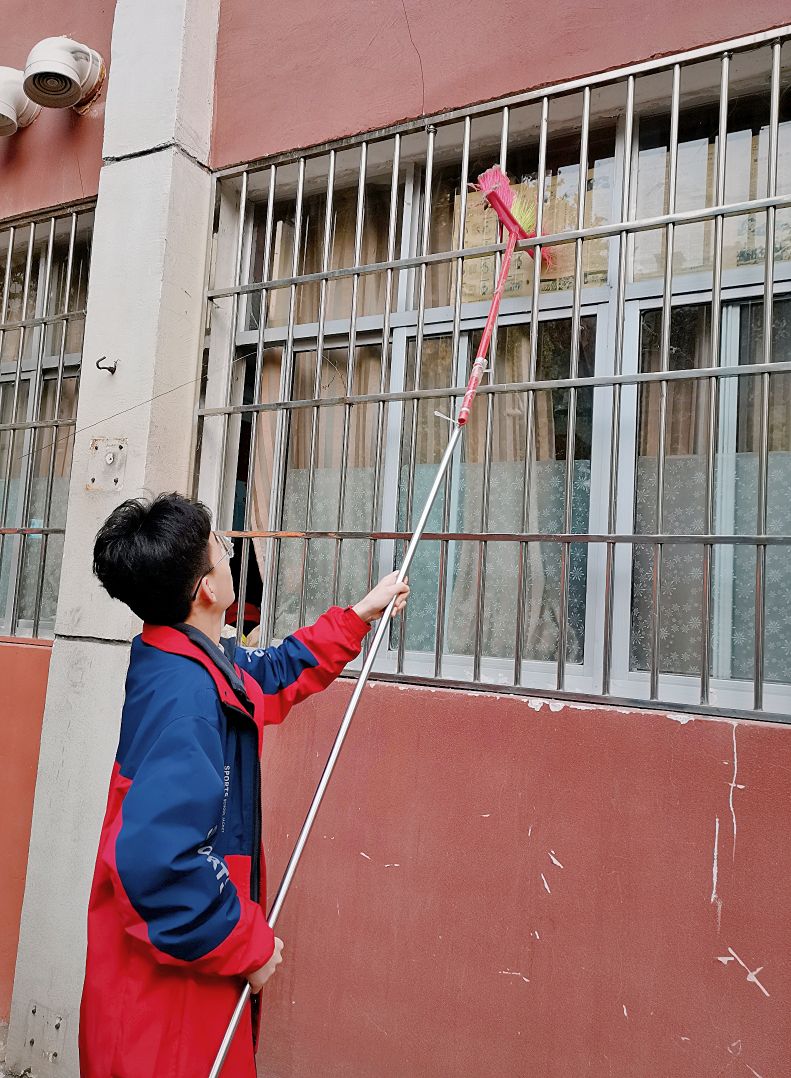 帅哥不仅仅是看的,个个是能干的