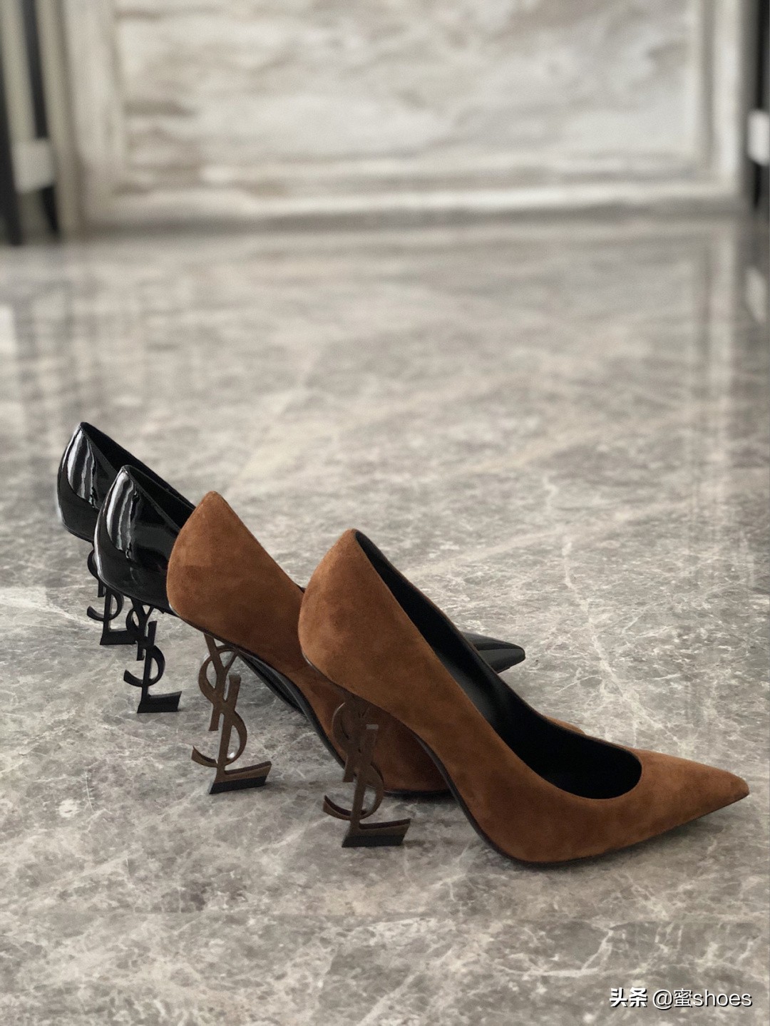 圣罗兰高跟鞋和红底高跟鞋哪个好,圣罗兰高跟鞋好穿的款式