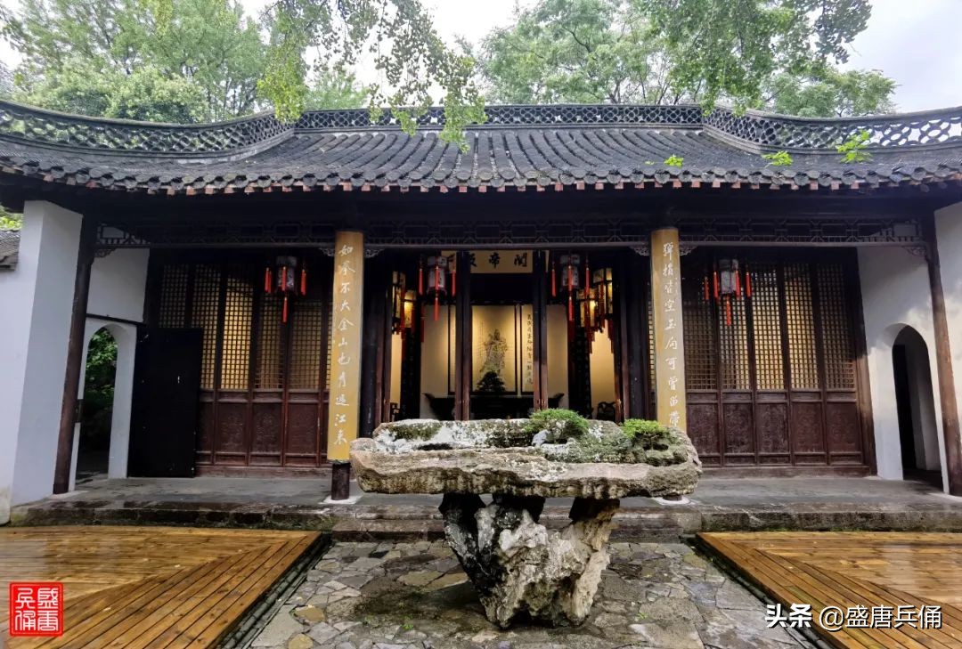 扬州｜垂杨不断接残芜，雁齿红桥俨画图