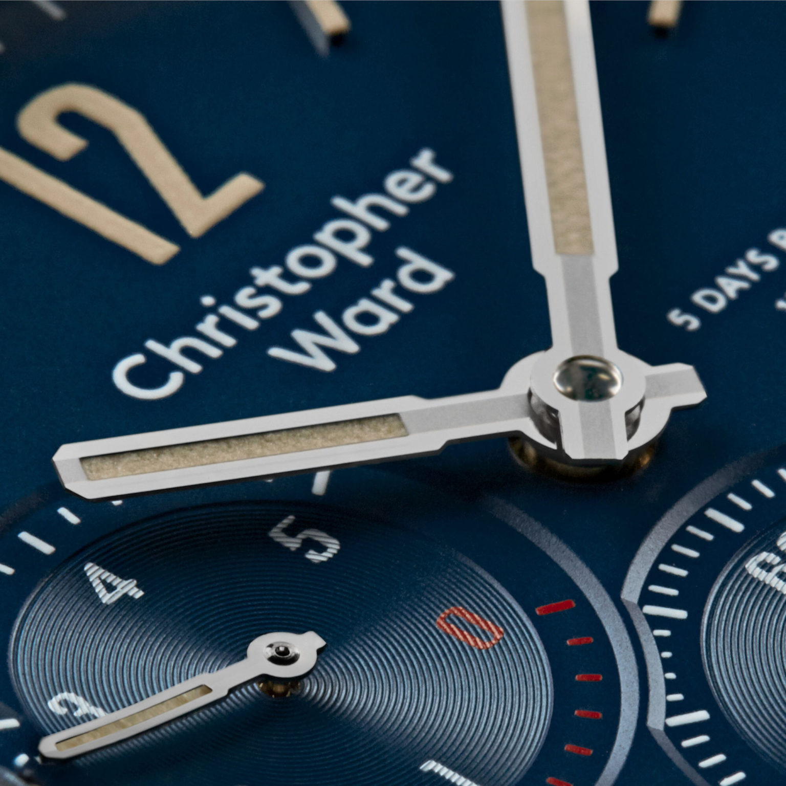 六款智能手表,六缸发动机的手表