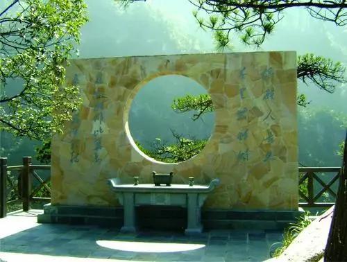 中秋节的由来和习俗英文,中秋节的由来和习俗简短30字