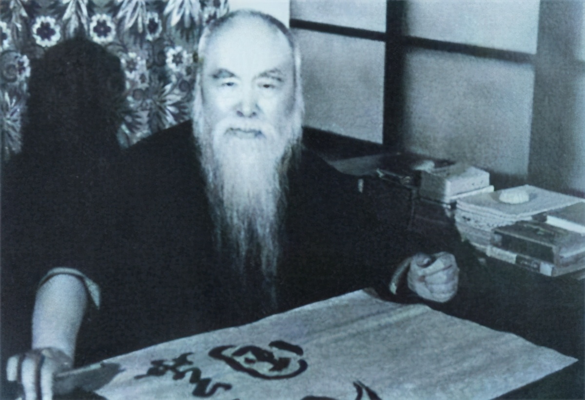 有哪些骂脏话不带一句脏字,骂人不带骂字最高境界