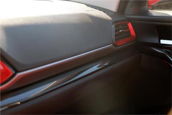 从哈弗M2到哈弗F5看十年间对的年轻人