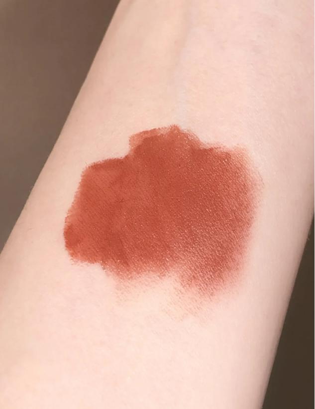 不知道选什么颜色的口红合适,今春必入的口红好看到爆