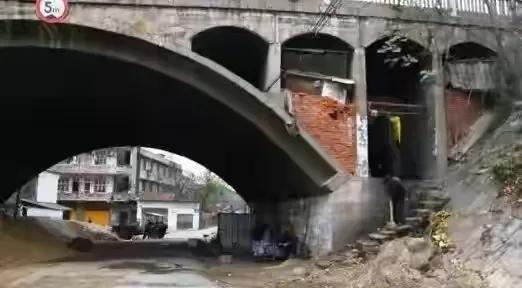 人在财运不顺时这三个地方不能去,老天出手让你转运三个征兆