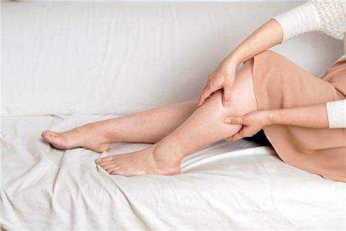 孕期水肿是不是容易高血压,孕期胎儿水肿影响发育么