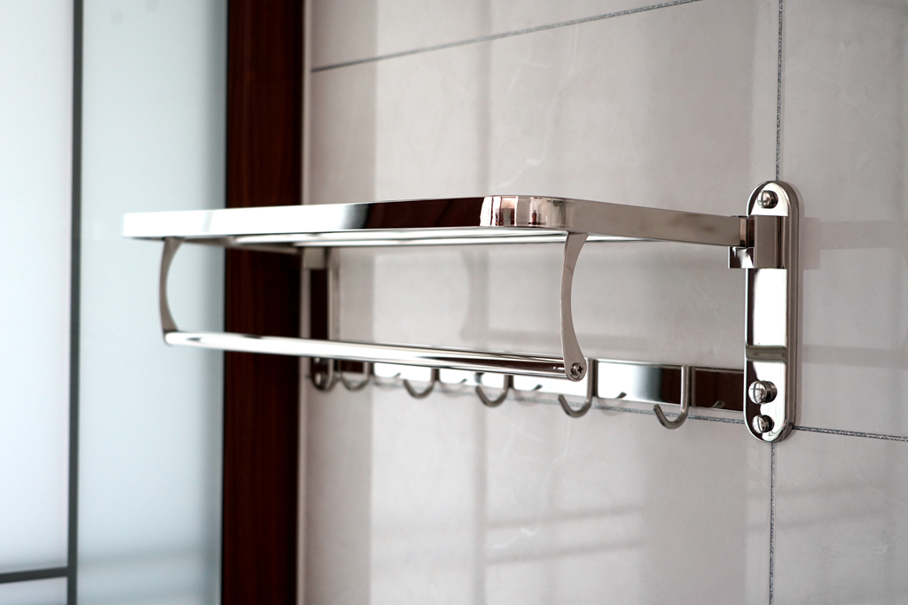 希箭卫浴和统用卫浴哪个好,希箭卫浴用品选择多少价位合适