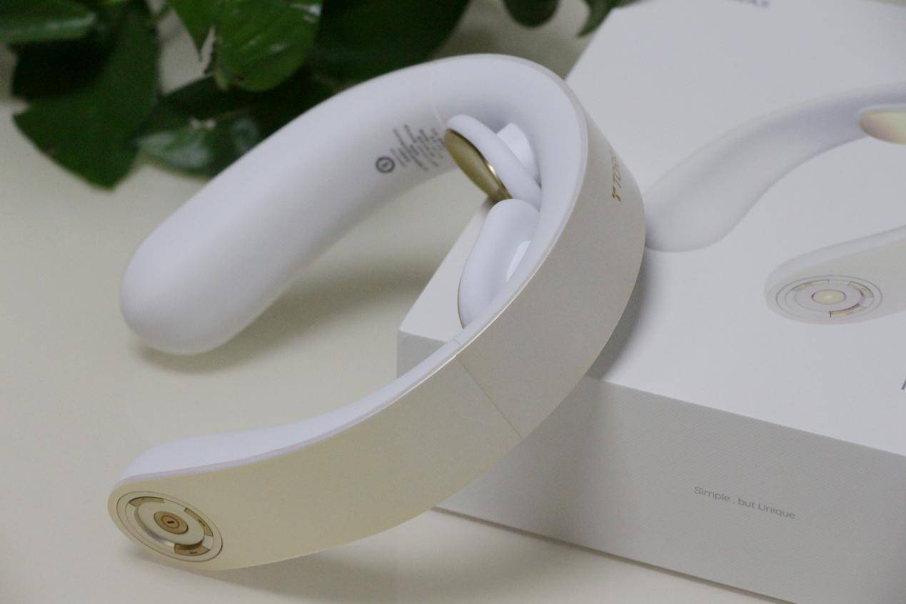 15档力度调节，缓解你颈部酸痛：图拉斯颈部按摩仪体验