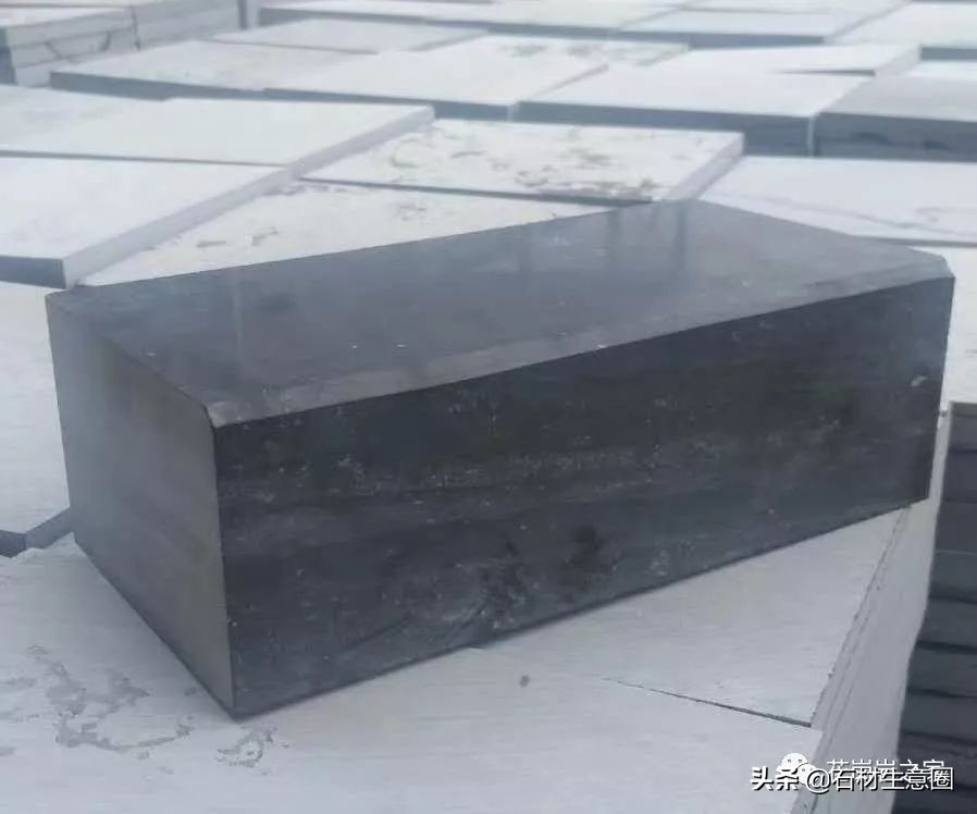 黑色花岗岩辐射大吗,深褐色花岗岩石材