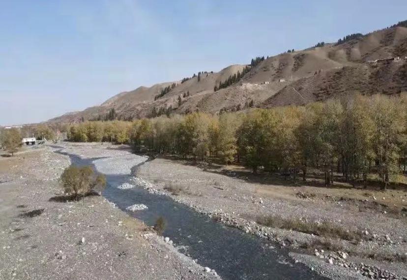 乌鲁木齐前往库尔勒路线,乌鲁木齐往库尔勒的新路线