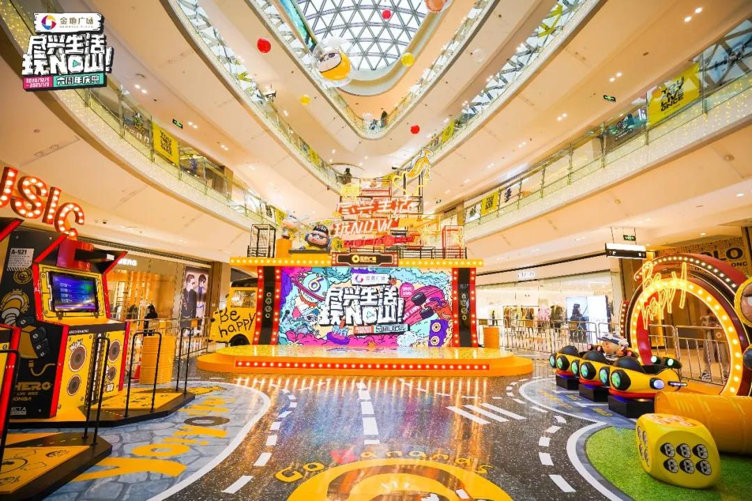 屁屁猩拍了拍你，并递出一张50团100代金券