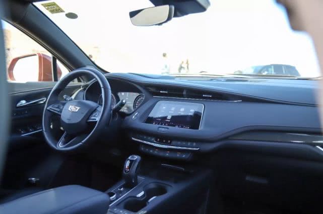 2.0t六缸车型,2.0t的凯迪拉克xt6