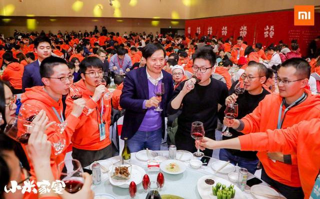 让米粉参与到整个小米发展过程,小米十年第九个米粉节