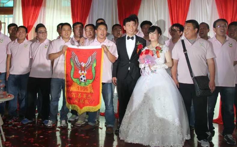 草根球员故事,足球老将的故事简介