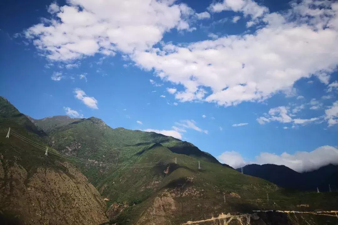 2.5l排量车还值得买吗,2.0t8at的都有哪些硬派越野