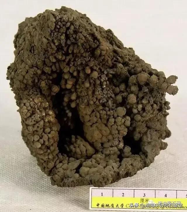 月球陨石与地球矿石的区别,月球陨石和矿石有什么区别