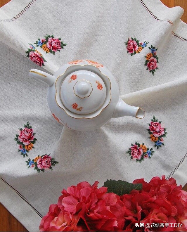 十字绣美丽的画,十字绣美丽花边