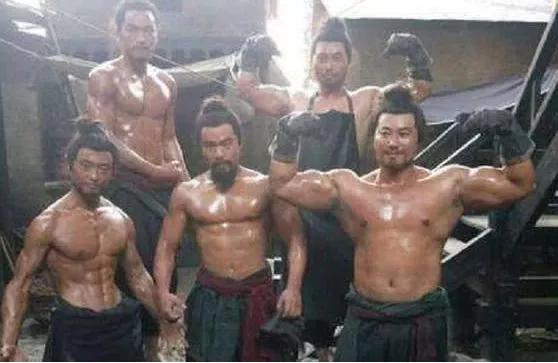 98水浒传肌肉,98版水浒传里的肌肉男景阳冈