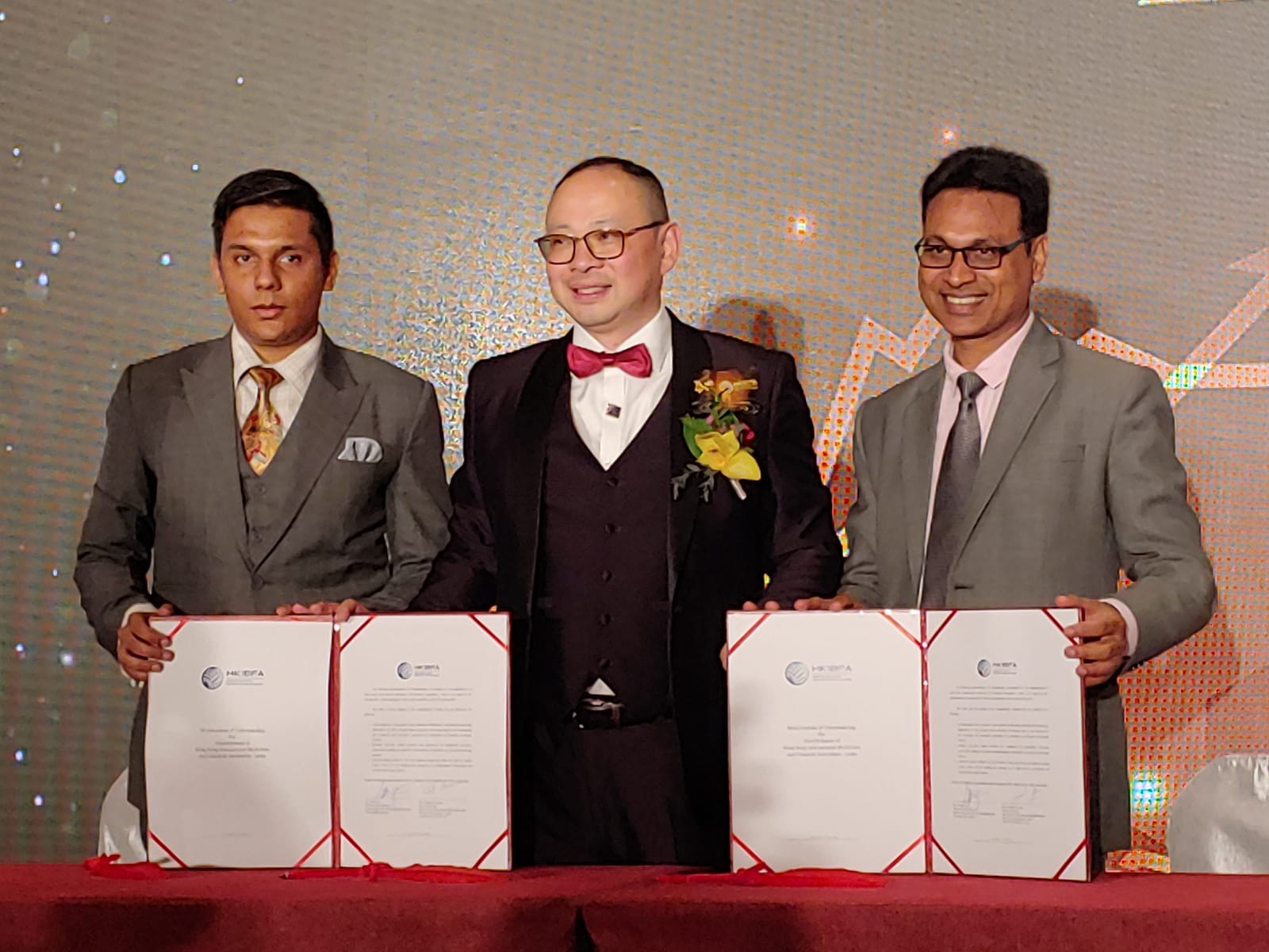 香港国际金融领袖投资峰会地点,香港区块链大会最新消息