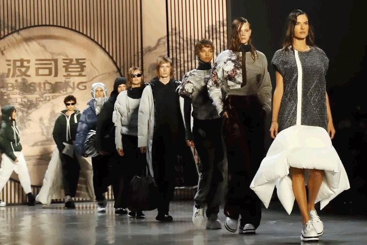 鍗佸ぇ鑹績鍥借揣蹇呬拱,鍗佸ぇ琚綆浼扮殑鍥借揣