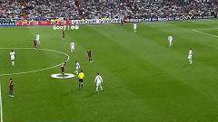 梅西人仰马翻过人集锦,梅西沉肩过人人仰马翻