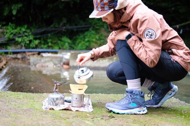 户外冲锋衣男款薄款冲锋衣,哪些冲锋衣品牌值得推荐