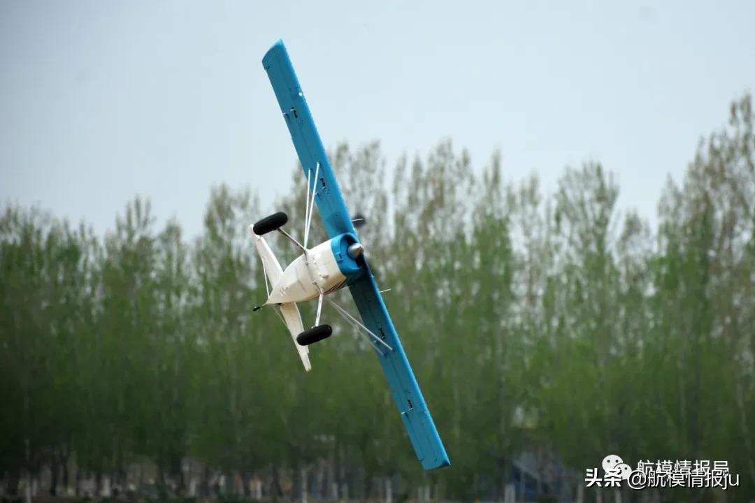 航模遥控飞机测试,莫尔航模开箱