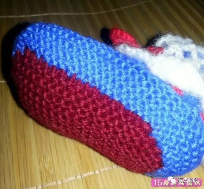 双底宝宝鞋编织教程,编织双色宝宝鞋的视频教程