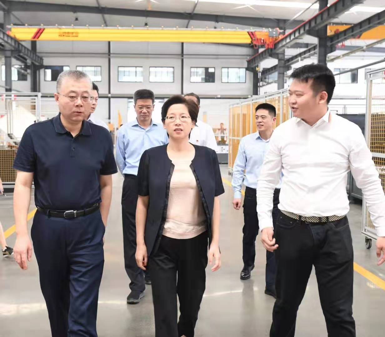 扬中市委书记殷敏赴三茅街道调研，寄望：提升高质量发展“首位度”