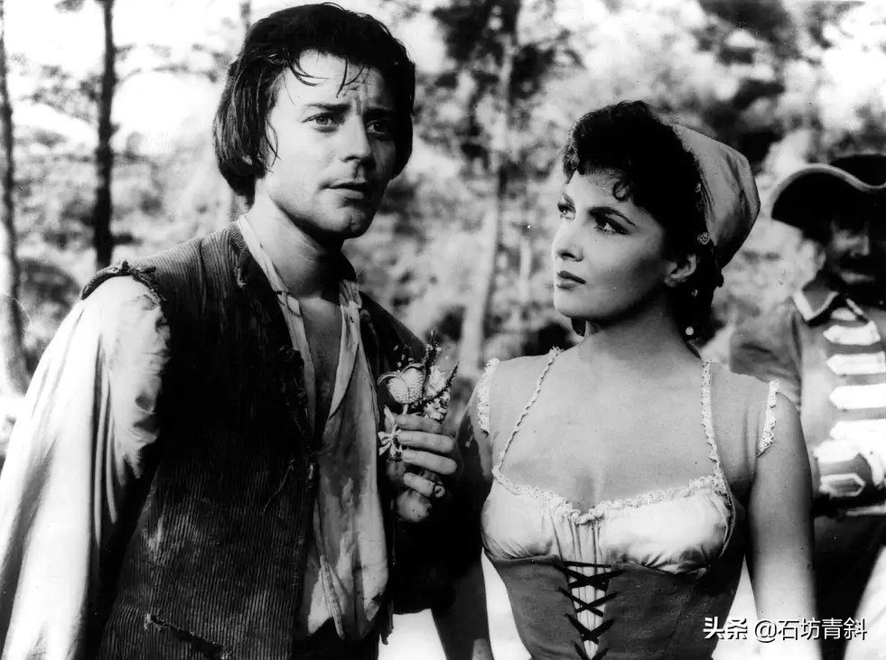 意大利传奇女神吉娜·劳洛勃丽吉达多才多艺姐弟恋相差34岁