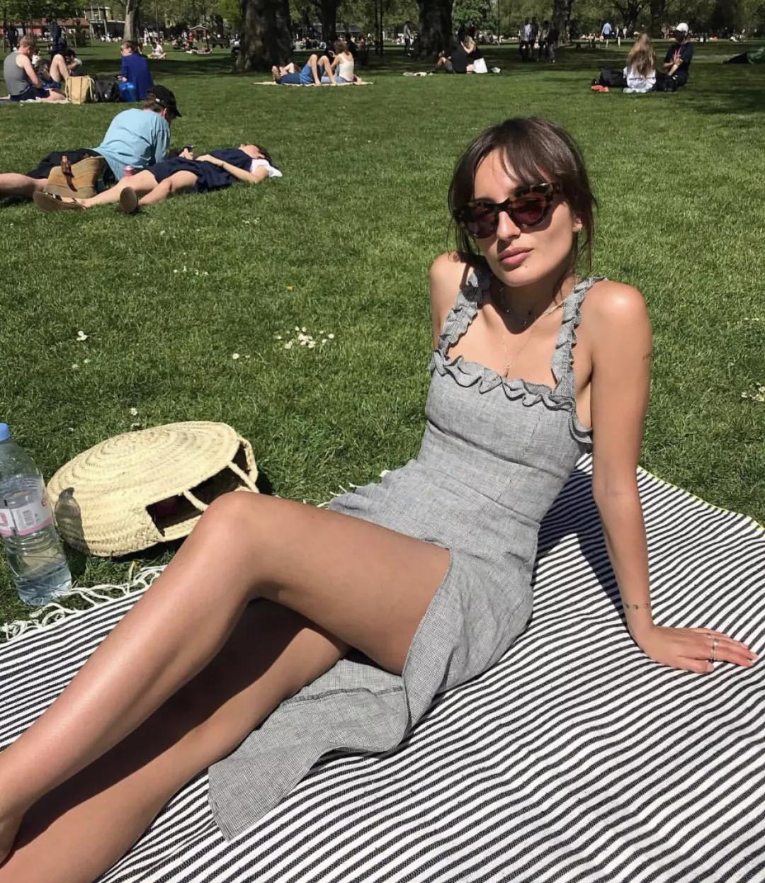 某宝店铺推荐裙子,某宝衣服店铺推荐连衣裙女秋