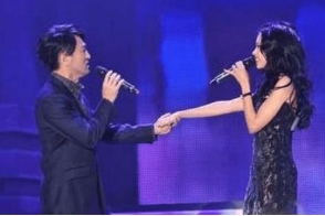 抖音很火的男女对唱的西班牙歌曲,2022抖音最火歌曲男女对唱