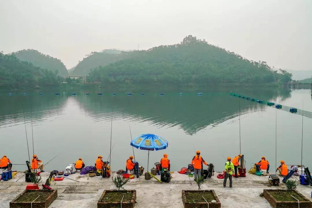 江门圭峰山温泉,江门市圭峰山温泉度假村