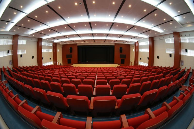 初中报考铁路学校和高中有啥区别,选择铁道学校有什么好处