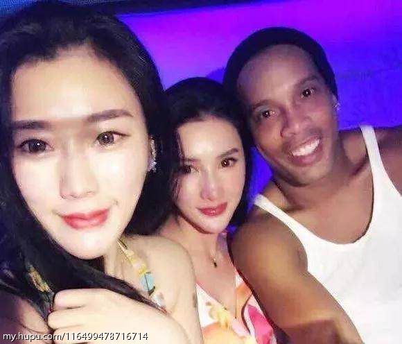 小罗足球趣事,小罗讲段子细思极恐